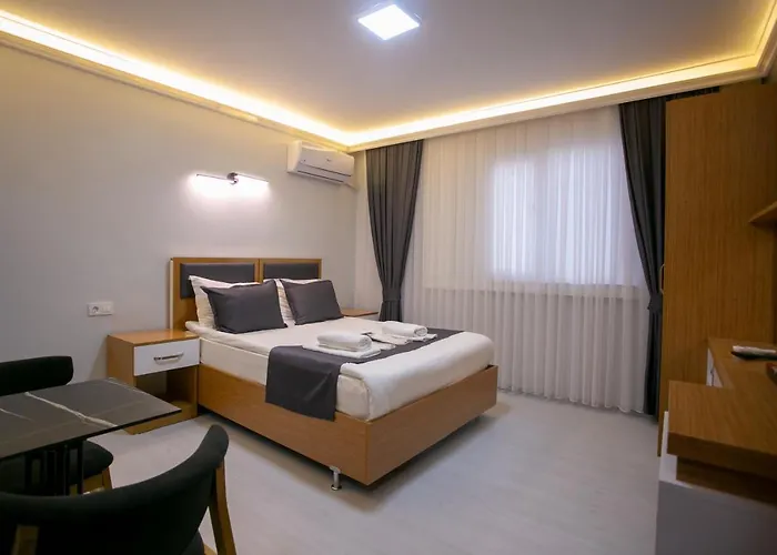 Blau Grün Apartahotel 4*